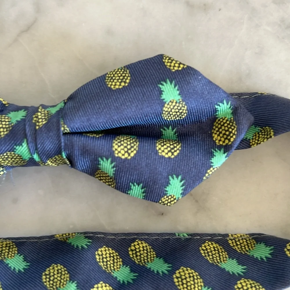Crewcuts Silk Blue Bow Tie with Pineapple Design L/XL